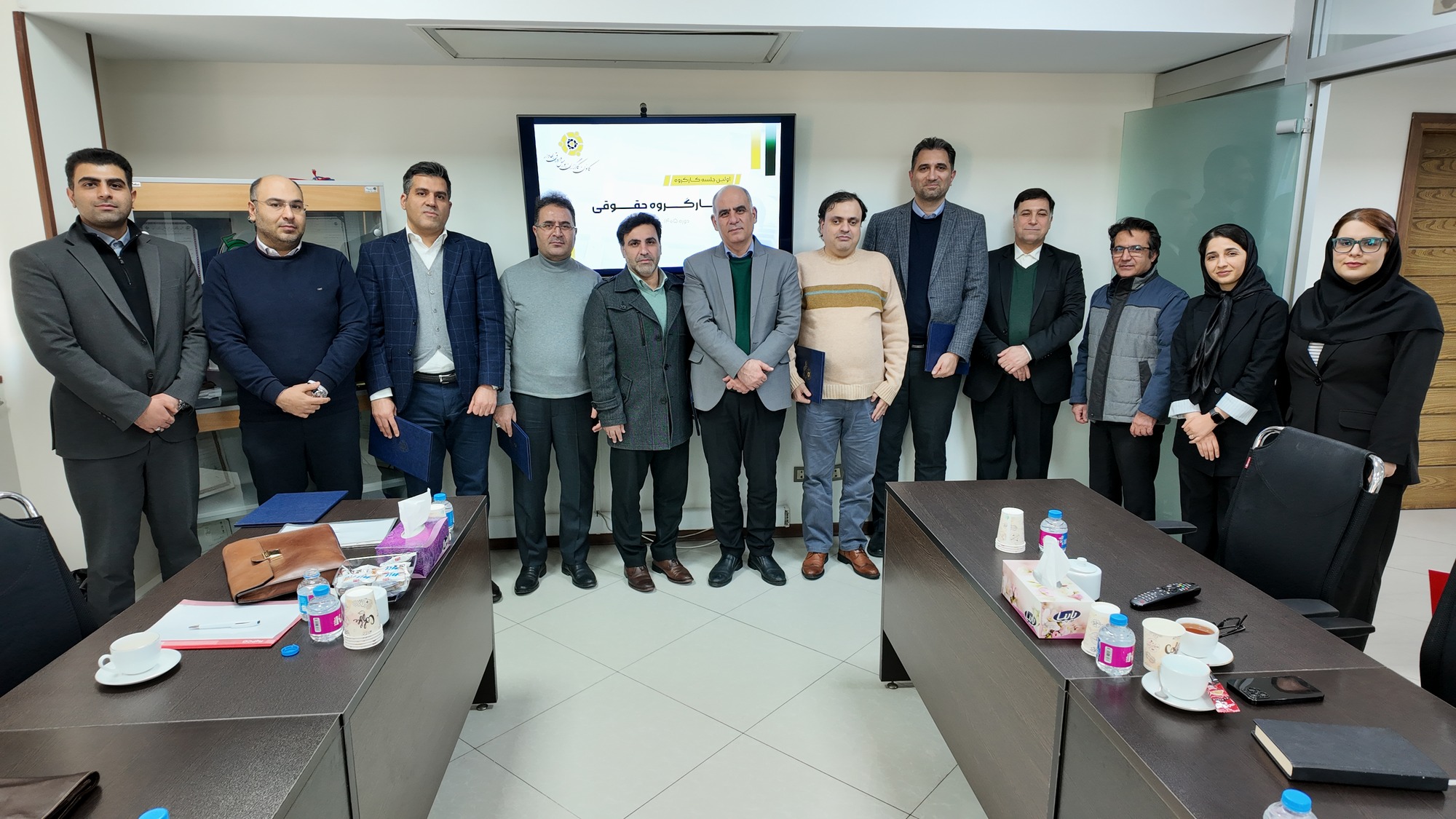 برگزاری نخستین جلسه کارگروه حقوقی کانون کارگزاران در دوره جدید